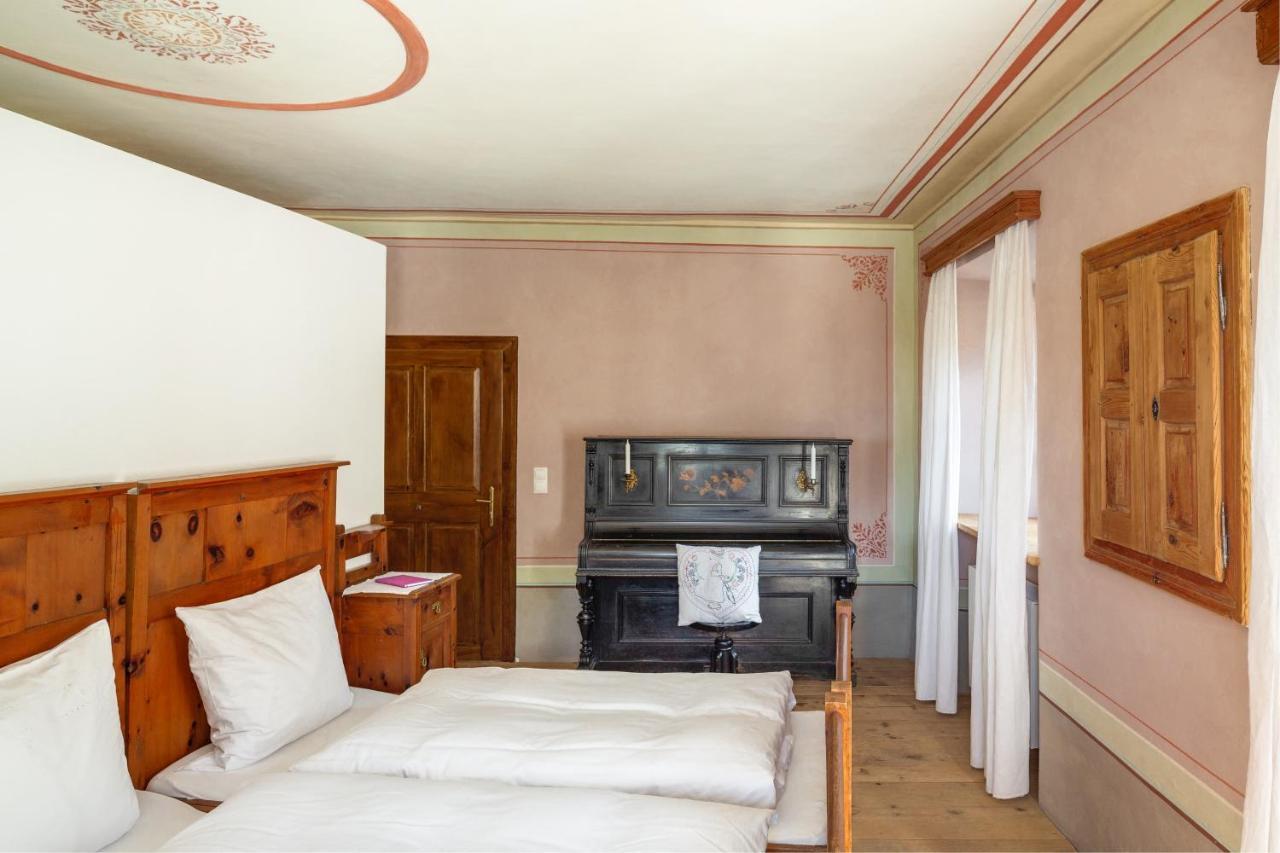 Zum Riesen Historic Refugium Hotell Laces Eksteriør bilde
